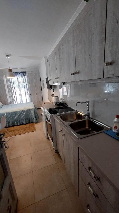 Nias Studio Apartment เปรามา ภายนอก รูปภาพ