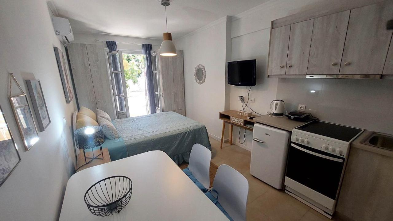 Nias Studio Apartment เปรามา ภายนอก รูปภาพ